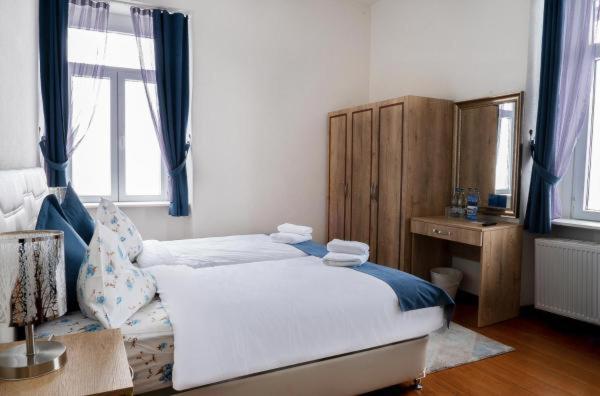 Berghaus Hochblauen Hotel Marxzell ภายนอก รูปภาพ
